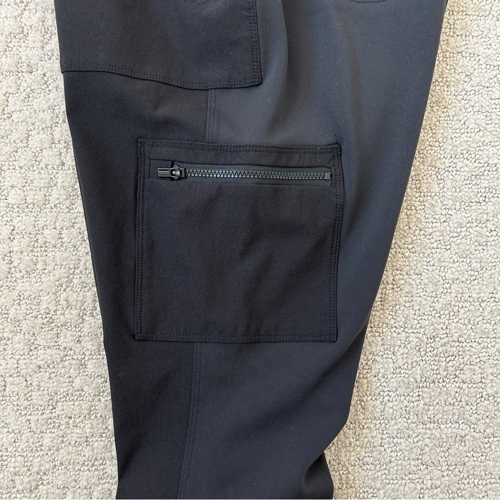 Athleta Leggings 12 Headlands Hybrid Cargo Pockets Tights Hiking Outdoors Black - Picture 7 of 14